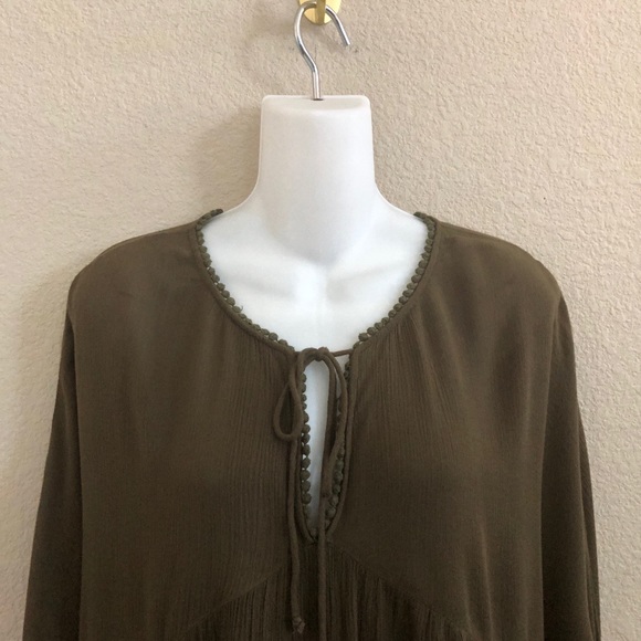 🍍Lush olive green boho peasant top - Picture 4 of 8